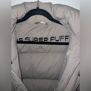 TNA Super Puff - Taupe